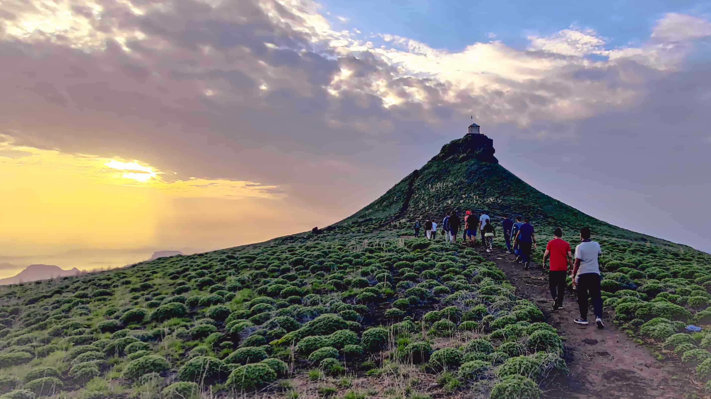 Salher fort trek